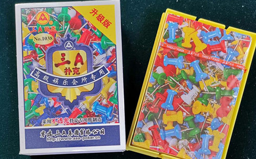 兴海扑克批发采购指南与产品质量识别要点解析